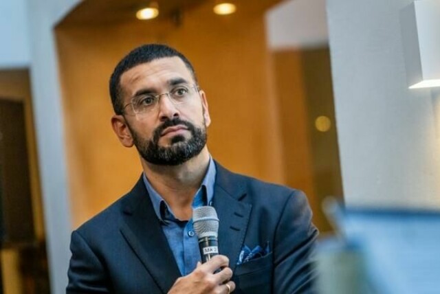Yama Wolasmal er vinneren av Erik Byes minnepris 2025.