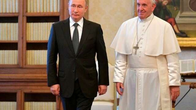 Pave Frans tok i 2019 imot Russlands president Vladimir Putin i Vatikanet.