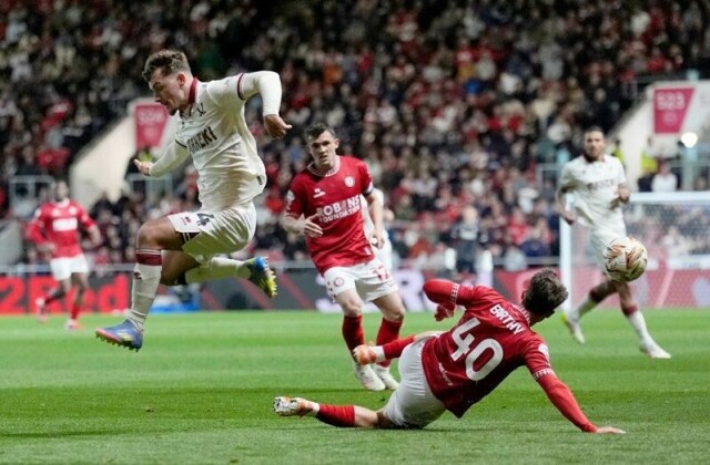 Harrison Burrows og Sheffield United er klar for den pengestinne opprykksfinalen i mesterskapsserien.
