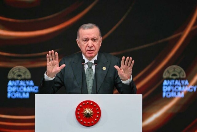 Erdogan beskylder Israel for å sabotere det nye styret i Syria