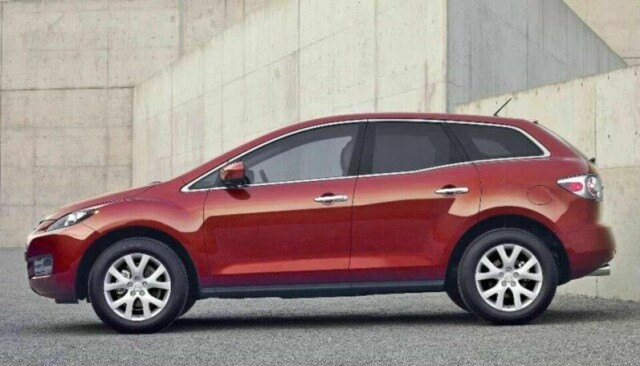 BOMMET: Mazda CX-7 hadde egentlig gode forutsetninger for å bli en suksess i Norge. Men motor og pris i starten satte en effektiv stopper for det.