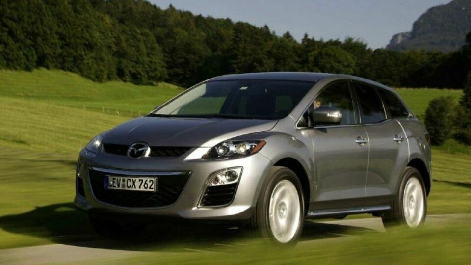 SKILTE SEG UT: Designet er sporty og CX-7 skiller seg ut fra mange av konkurrentene i klassen. SKILTE SEG UT: Designet er sporty og CX-7 skiller seg ut fra mange av konkurrentene i klassen. Foto: Broom