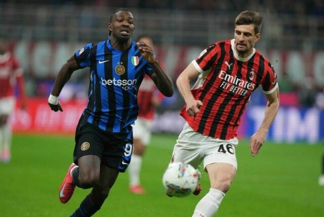 Matteo Gabbia (t.h) har meldt forfall fra det italienske landslaget før kampen mot Norge.