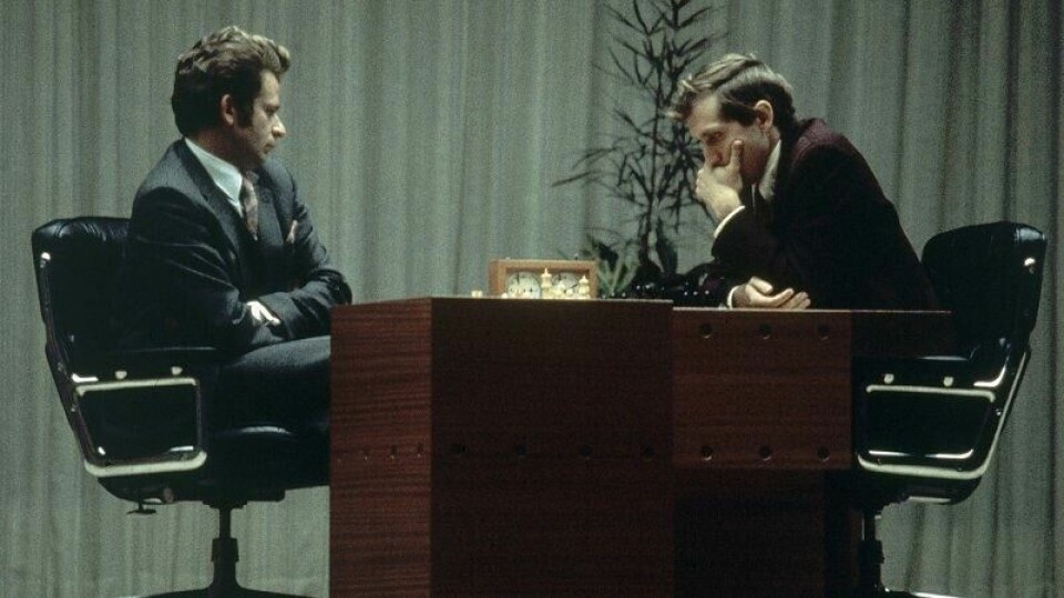 Bobby Fischer (t.h.) og Boris Spasskij tilbake i 1972. Bobby Fischer (t.h.) og Boris Spasskij tilbake i 1972. Foto: J. Walter Green / AP / NTB
