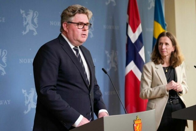 Den svenske justisministeren Gunnar Strömmer sammen med justis- og beredskapsminister Astri Aas-Hansen under et møte i Oslo tidligere denne måneden.