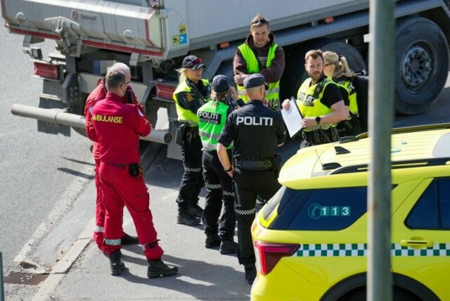 Nødetatene jobber på stedet.