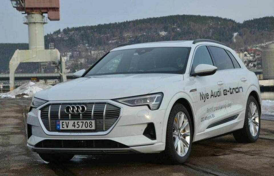 SENSASJON: Audi e-tron var en sensasjon da bilen kom - og en bil svært mange strakk seg langt for å få kjøpt. SENSASJON: Audi e-tron var en sensasjon da bilen kom - og en bil svært mange strakk seg langt for å få kjøpt. Foto: Frank Williksen