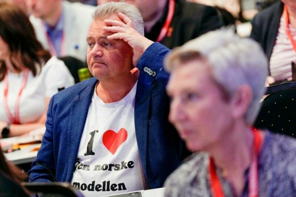 Leder Jørn Eggum i Fellesforbundet under Aps landsmøte nylig. Foran sitter avtroppende LO-leder Peggy Hessen Følsvik. Leder Jørn Eggum i Fellesforbundet under Aps landsmøte nylig. Foran sitter avtroppende LO-leder Peggy Hessen Følsvik. Foto: Javad Parsa / NTB