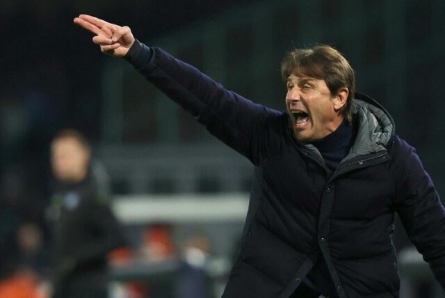 Napoli og Antonio Conte jager seriegull.
