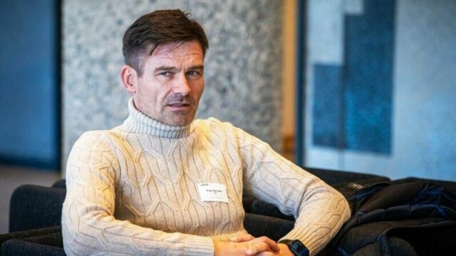 LOs sjeføkonom Roger Bjørnstad er skeptisk til skattegrepet Jens Stoltenberg har foreslått. Virkes sjefanalytiker Runar Wiksnes mener finansministeren skal ha honnør for å ville utvikle forskningsbasert politikk.