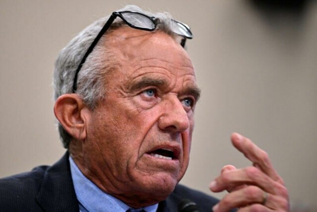 USAs helseminister Robert F. Kennedy Jr. under onsdagens høring i Representantenes hus.