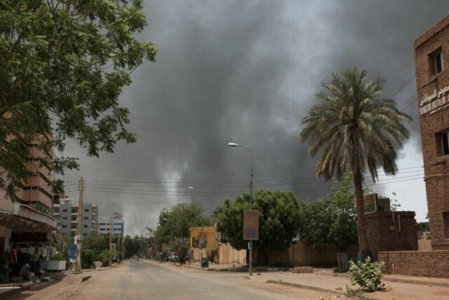 Minst 8000 mennesker ble meldt savnet i krigsherjede Sudan i 2024, ifølge Den internasjonale Røde Kors-komiteen (ICRC). Bildet ble tatt i Khartoum i april 2023, da borgerkrigen i Sudan brøt ut.