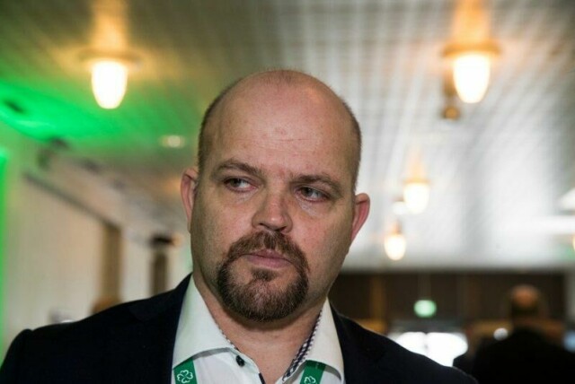 Sps Geir Inge Lien sier han er skuffet, men ikke overrasket over at det ligger an til flertall for at Ona og Sandøya blir værende i Ålesund kommune.