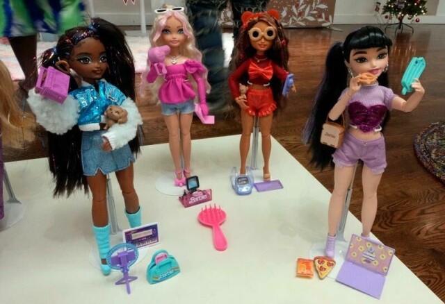 Leketøysprodusenten Mattel varsler prisoppgang som følge av Trump-administrasjonens toll på varer som importeres til USA.