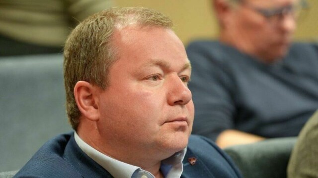 Tore Jenssen overtok som Widerøe-sjef i fjor. Nå skisserer han planer for innsparing og oppgradering.