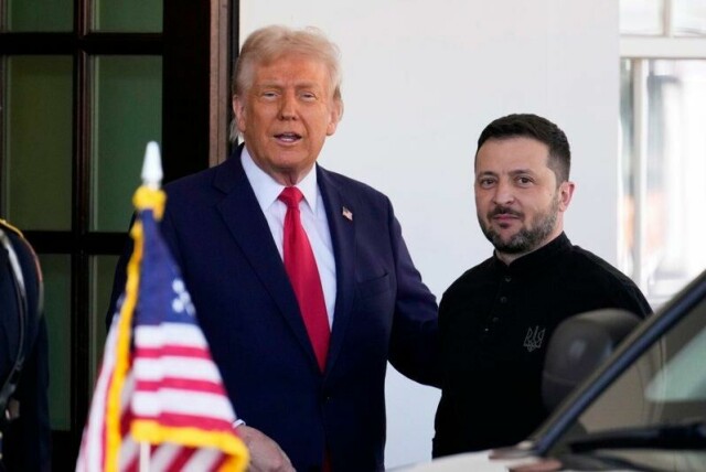 Det ble raskt sur stemning da Trump og Zelenskyj møttes forrige gang. Det var i Washington i slutten av februar. Bildet ble tatt rett før det mye omtalte møtet, der Zelenskyj ble utskjelt av Trump og visepresident J.D. Vance.