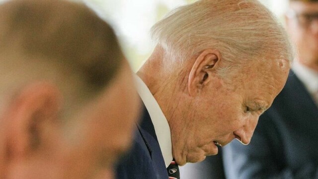 Tidligere president Joe Biden (82) fotografert i Delaware 30. mai. Helt levende.