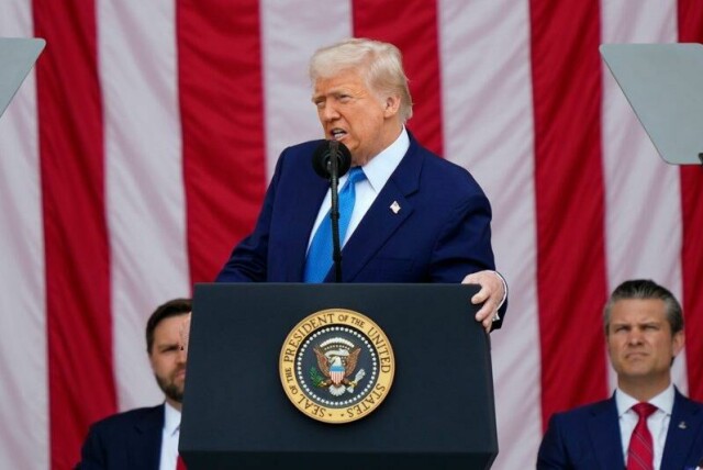 USAs president Donald Trump utsatte tollbarrierer - igjen.