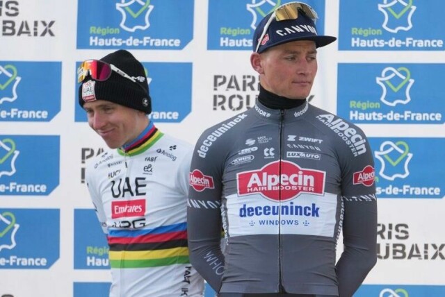Mathieu van der Poel fikk en flaske kastet på seg i søndagens ritt. Her sammen med Tadej Pogacar.