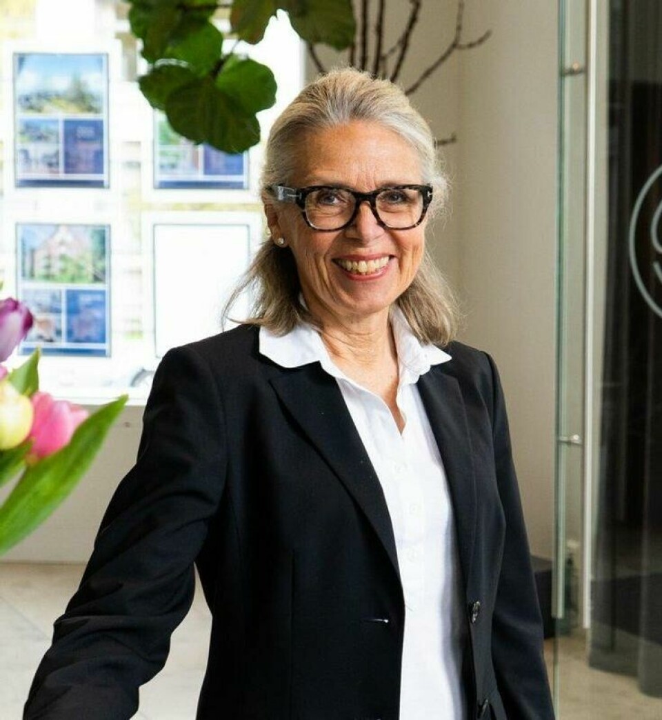 – Man kan alltid ønske seg mer, og hvis man ikke prøver på et nivå vil man i hvert fall ikke få det, sier eiendomsmegler Camilla Sem i Sem & Johnsen. – Man kan alltid ønske seg mer, og hvis man ikke prøver på et nivå vil man i hvert fall ikke få det, sier eiendomsmegler Camilla Sem i Sem & Johnsen. Foto: Margrethe Hegnar / Finansavisen