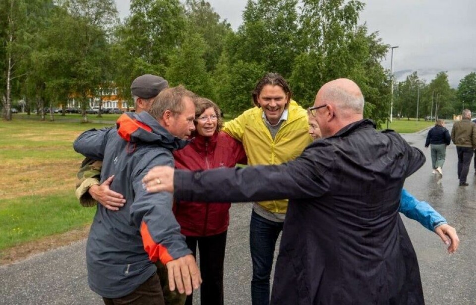 Topplederne i Møre og Romsdal har blitt godt kjent med hverandre og bygget et nær og godt samarbeid. Dette bildet er fra det første kurset, som ble arrangert i 2024. Det er viktig om krisen kommer, mener statsforvalteren i Møre og Romsdal, Else-May Botten. Topplederne i Møre og Romsdal har blitt godt kjent med hverandre og bygget et nær og godt samarbeid. Dette bildet er fra det første kurset, som ble arrangert i 2024. Det er viktig om krisen kommer, mener statsforvalteren i Møre og Romsdal, Else-May Botten. Foto: Roar Strøm/NRK