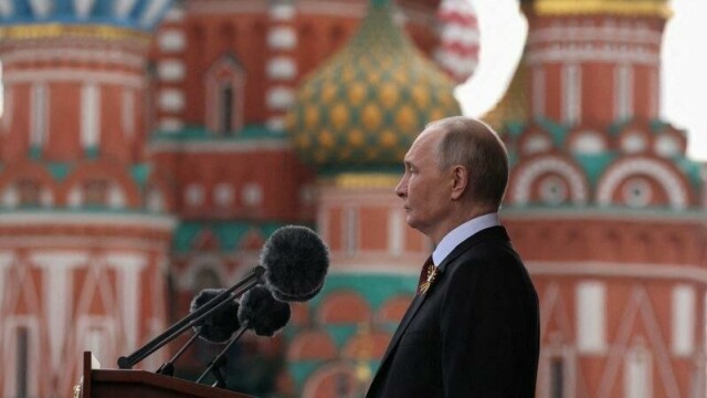 Russland er en brutal aktør, men ikke vanskelig å forstå. Kreml skjønner maktas språk og setter uten skrupler maktbruk og desinformasjon bak sine politiske målsettinger, skriver Karen-Anna Eggen.