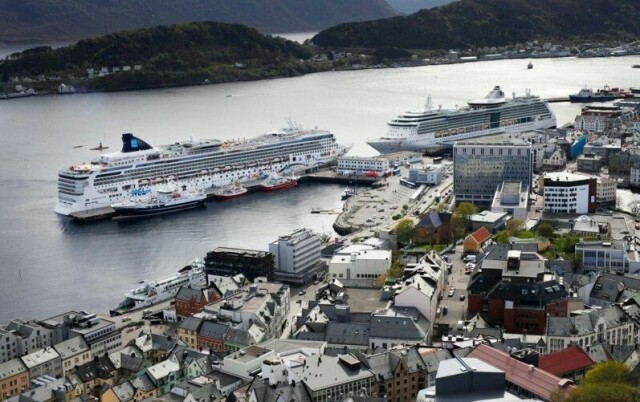Stortinget innfører skatt for cruiseturister.
