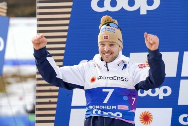Jørgen Graabak jubler for VM-sølv i Granåsen.