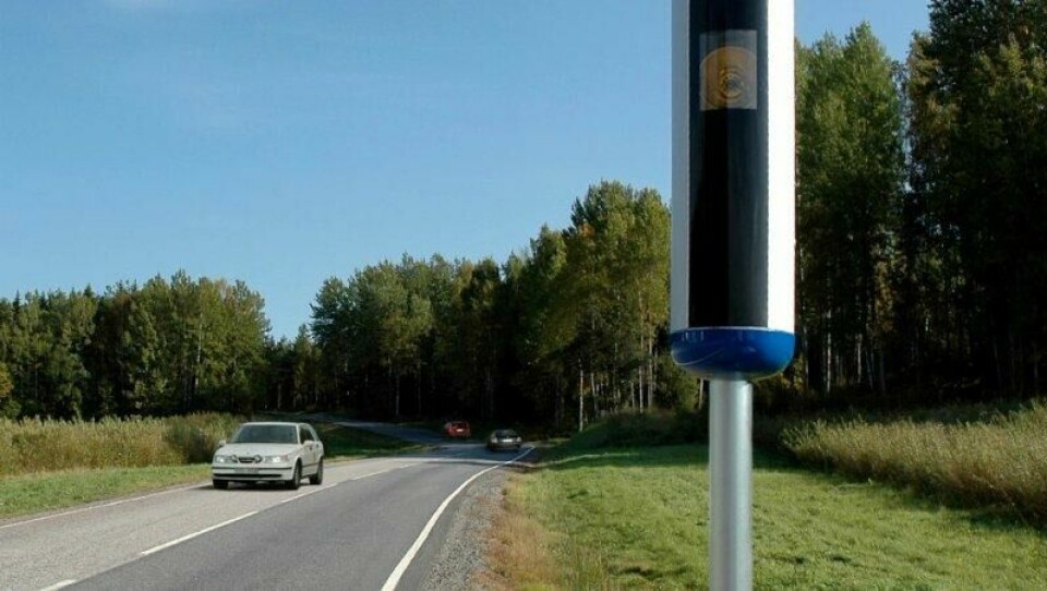 ØKNING: Det har blitt mange flere fotobokser langs svenske veier de siste årene. Nå får politiet også et nytt supervåpen for å kunne stoppe fartssynderne. ØKNING: Det har blitt mange flere fotobokser langs svenske veier de siste årene. Nå får politiet også et nytt supervåpen for å kunne stoppe fartssynderne. Foto: Broom
