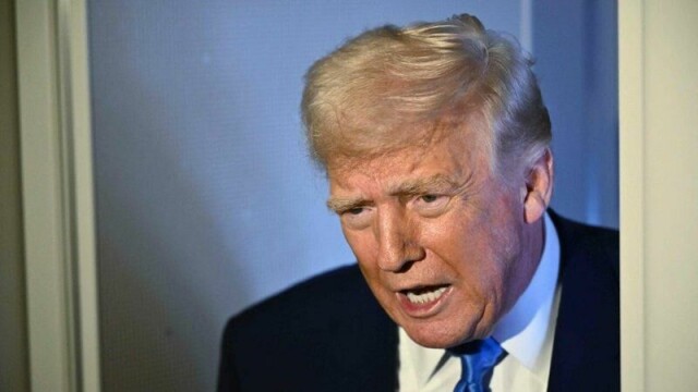 Da Boasberg hadde gitt Trump-administrasjonen ordren, var to fly med venezuelanere på vei fra USA til El Salvador, og de returnerte ikke.. (Photo by MANDEL NGAN / AFP)