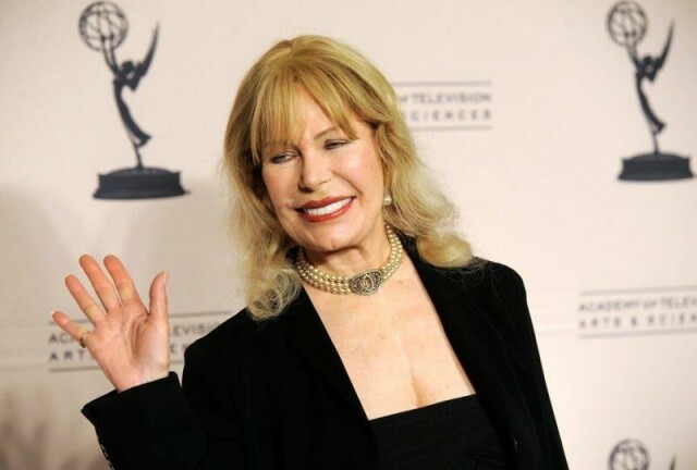 Skuespiller Loretta Swit døde fredag i sitt hjem i New York.