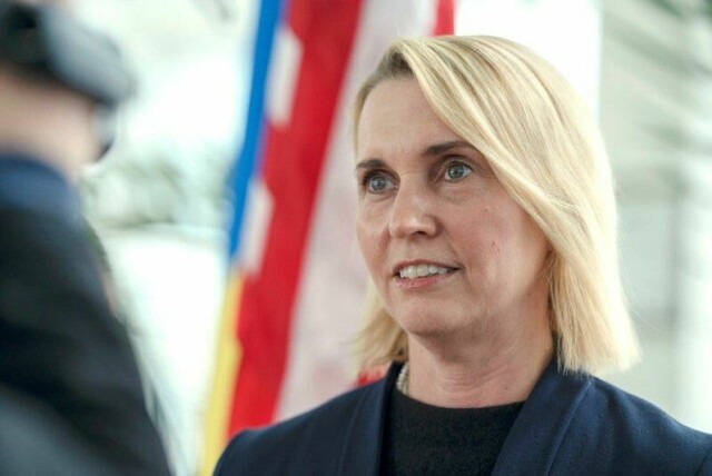 Bridget Brink sa opp jobben som USAs Ukraina-ambassadør i forrige måned.