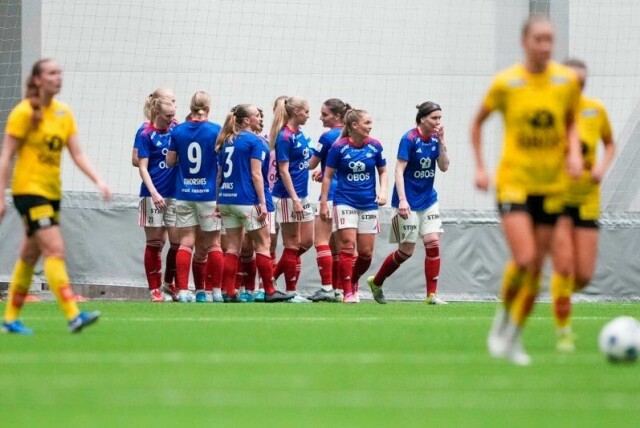 Fra kampen mellom Vålerenga og LSK Kvinner 22. april.