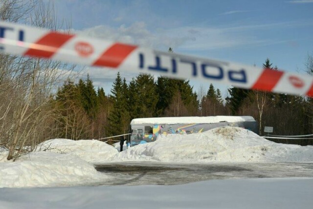 En kvinne ble dømt til 21 års fengsel etter at hennes ektemann på 57 år ble funnet død i en utbrent bil ved et skogholt utenfor Tranby i Lier påsken for tolv år siden.