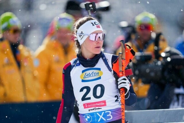 Karoline Knotten forsvinner ut av skiskytterlandslaget.
