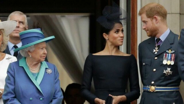 Dronning Elizabeth måtte angivelig sette ned foten under hertuginne Meghan og prins Harrys bryllupsplanlegging i 2018. Her er de avbildet i juli samme år.