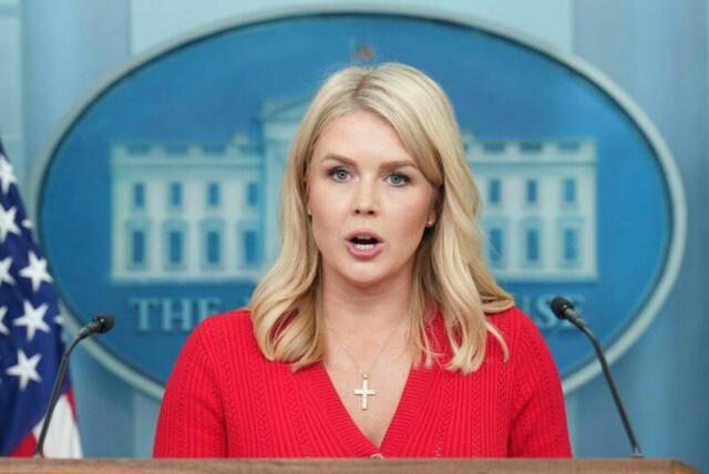 Pressetalsperson Karoline Leavitt holdt ikke igjen da hun ble spurt om kjennelsen som erklærte Trumps tollsatser for ugyldige.