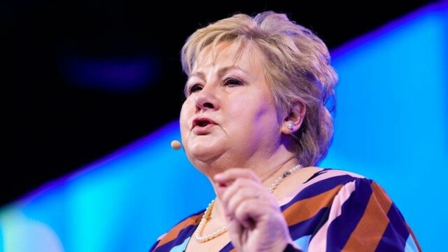 Erna Solbergs EU-kommunikasjon er et lærestykke i politisk balansekunst. Hun unngår konflikt, men legger grunnlaget for endring. Ved å presentere EU som et stilltiende svar på uro, ansvar og verdifellesskap, kan hun bygge støtte over tid uten å skape støy i forkant av valget. Spørsmålet er bare om strategien lykkes, skriver Roy Aulie Jacobsen.