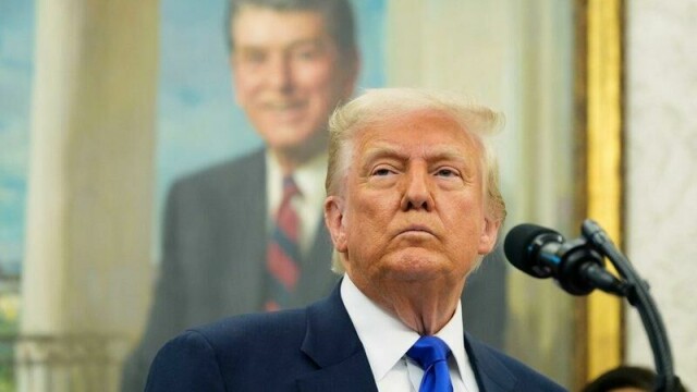 USAs president Donald Trump sier USA skal hjelpe til med å få mat til Gazastripen.