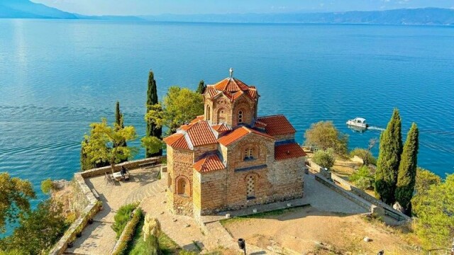 Forex Bank har laget en oversikt over de rimeligste europeiske ferielandene i 2025. Her er Saint John Kaneo i Nord-Makedonia avbildet.