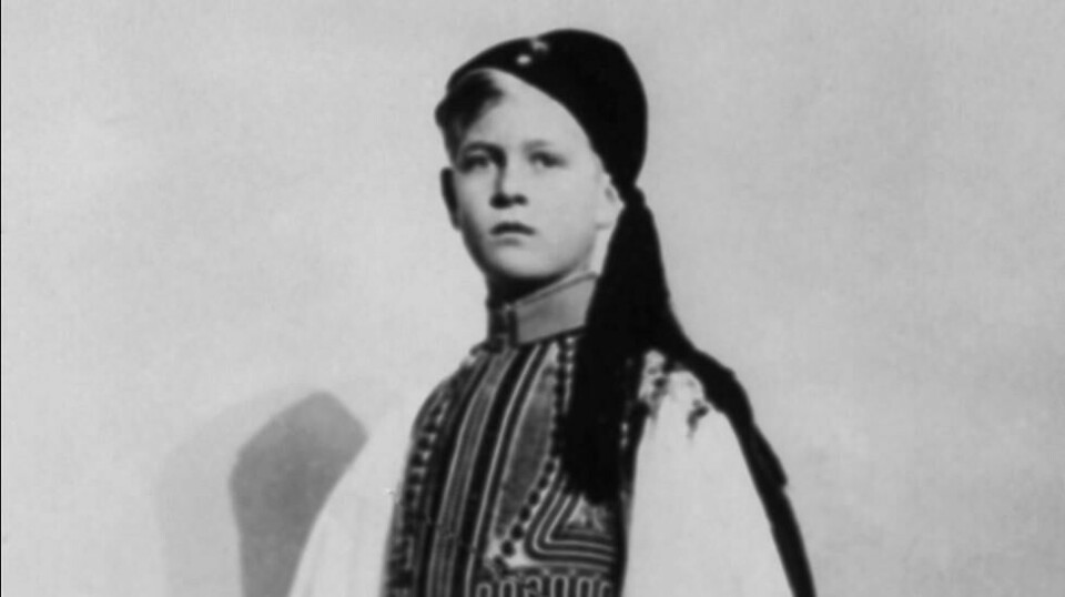 1930 skulle bli et skjebnesvangert år for prins Philip. Han var åtte år gammel og skulle aldri igjen bo under samme tak som sin nærmeste familie.