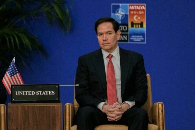 USAs president Donald Trump og Russlands president Vladimir Putin må møtes om man skal komme videre i fredsprosessen rundt Ukraina, mener USAs utenriksminister Marco Rubio.