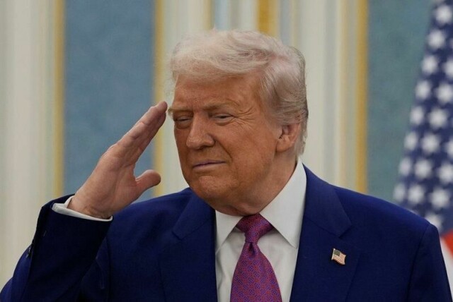 Donald Trump sier han ser for seg å snakke direkte med Kinas Xi Jinping om en fremtidig handelsavtale. Arkivfoto: Alex Brandon / AP / NTB