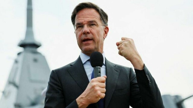 – Konkurransen der oppe blir stadig tøffere, sier Rutte.