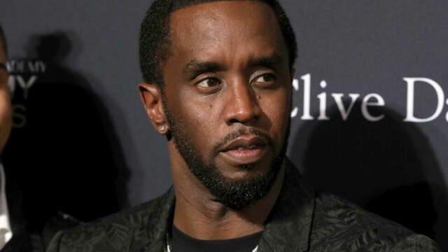 Påtalemyndigheten hevder at Sean «Diddy» Combs gjennom to tiår har misbrukt og tvunget kvinner for å tilfredsstille sine seksuelle lyster. Rapstjernen nekter straffskyld.