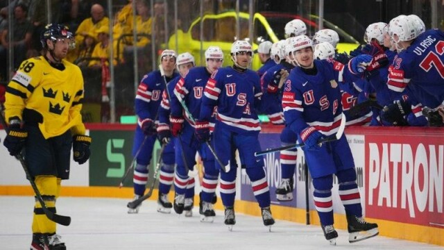 USA kunne feire avansement til VM-finalen i ishockey ved å slå Sverige i Stockholm i semifinalen.