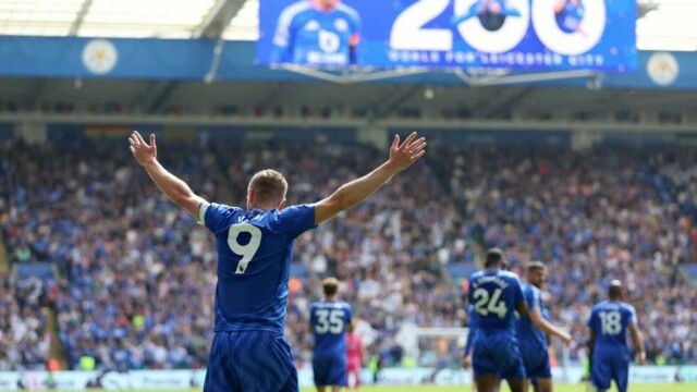 Jamie Vardy scoret sitt 200. Leicester-mål.
