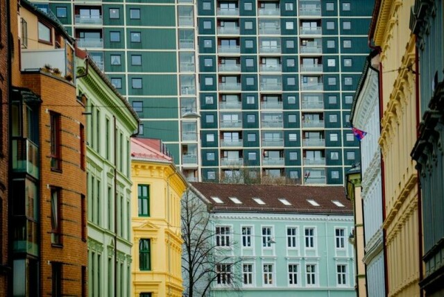 Ekspertene tror ikke på noe rentekutt fra Norges Bank denne uken. Dermed må trolig boliglånskundene vente på noen stor nedgang i sine renter.