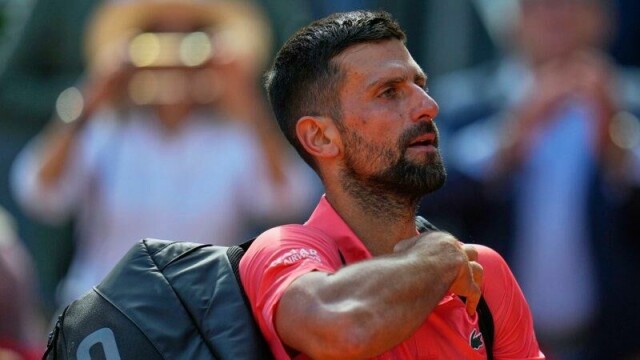 Novak Djokovic tapte i Madrid lørdag.
