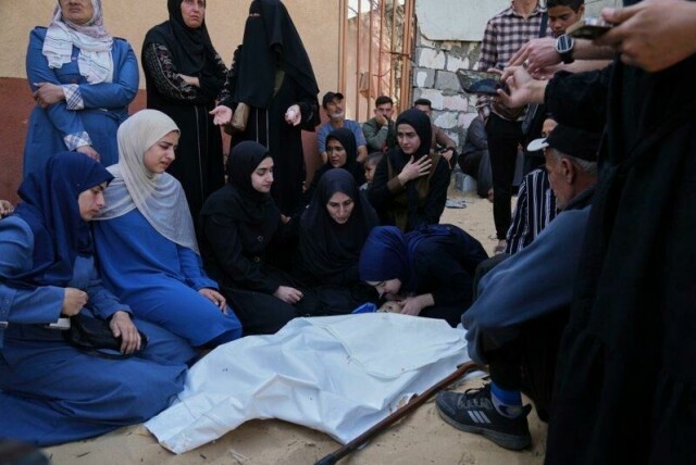 Kinan Edwan ble bare to år gammel. Den lille palestinske gutten ble drept i et israelsk luftangrep mot Khan Younis lørdag.